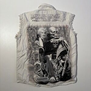 White Daytona Beach 2016 Bike Week Sleeveless Button Up - Medium
